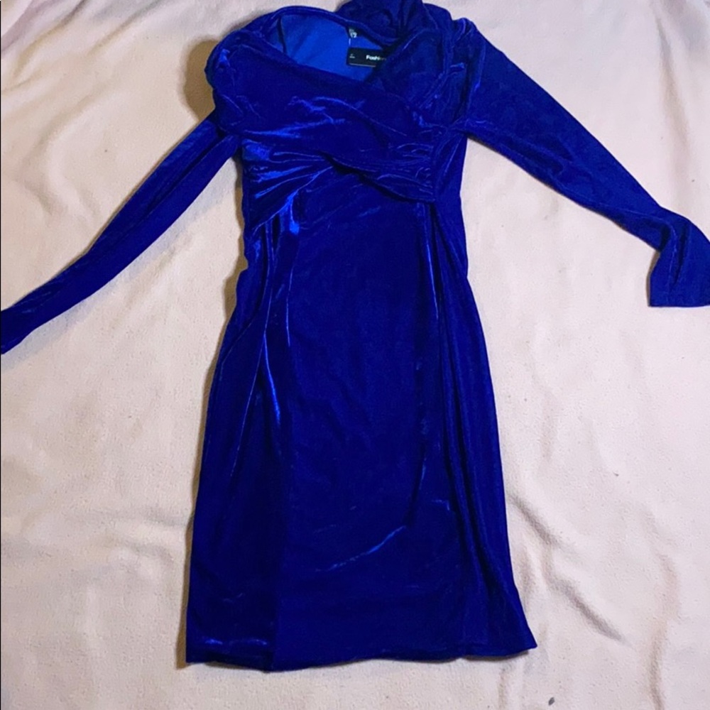 Blue velvet midi dress